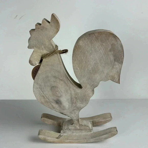 11.5”tall wooden chicken beige and white FARMHOUSE DECOR ON A ROCKING BASE - Picture 4 of 8